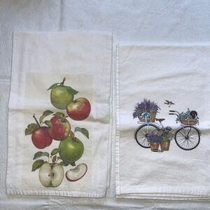 2 Mary Lake-Thompson Towels Kitchen Apples, Bike Flowers READ